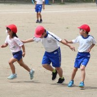 子どもたちは元気に遊んでいます！