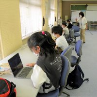 ９月１６日　午前中お客様が来校しました　午後は研修