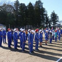 青空のもとでの持久走大会，目標は達成できたかな？