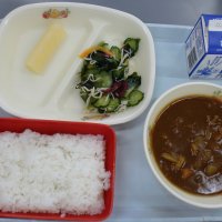 給食と言えばカレー