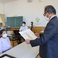 たくさんの子供たちが表彰を受けました！