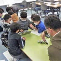 ２月１日（水）　４年プログラミング学習(3/31)＆給食風景など