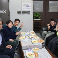 校長先生との会食です！