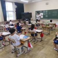 １～３年生の授業（5/1）の様子です