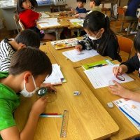 ３年生の理科の学習の様子です！