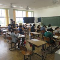 ５、6年生の授業(5/29)の様子です