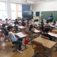 ３、4年生の授業（6/10）の様子です