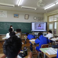 中学２年生　家庭科の様子