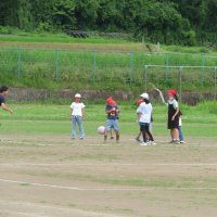 小学校　縦割り班遊び