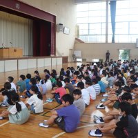 今日は夏休み前最後の登校日、全校朝会が行われました！