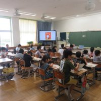 ３、4年生の授業（9/9）の様子です