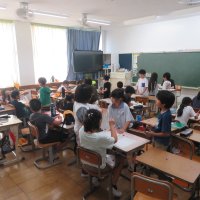 ３、4年生の授業（10/2）の様子です