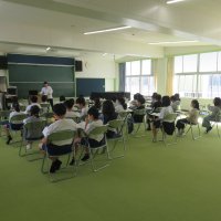 ４、６年生の授業（10/10）の様子です