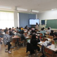 ３、4年生の授業（11/6）の様子です